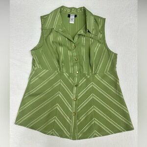 Studio 1940 beautiful green with gold metallic detail fitted sleeveless blouse​